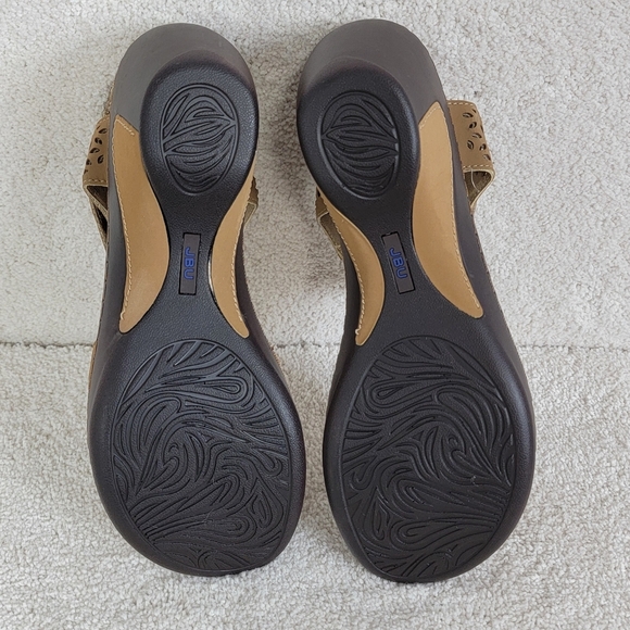 Jambu JBU Chloe Tan Peep Toe T Strap Vegan Wedge Sandal  Sz 10M NEW - Picture 12 of 14